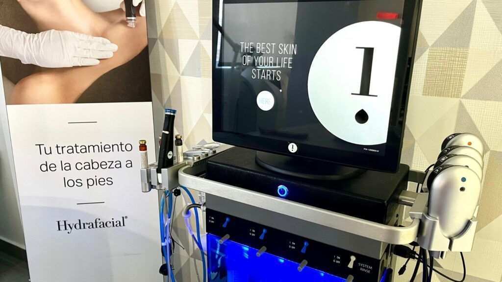 Tratamiento Hydrafacial Clínicas Aura