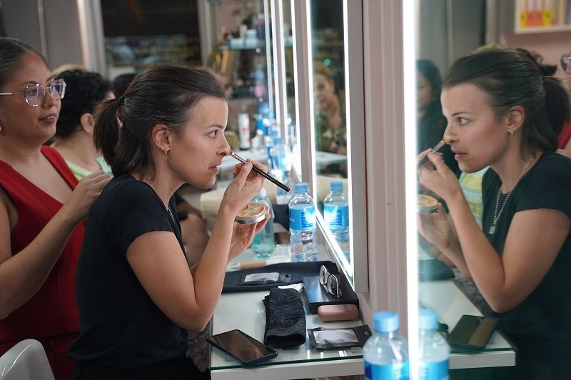 Alumna asistente a Beauty Party