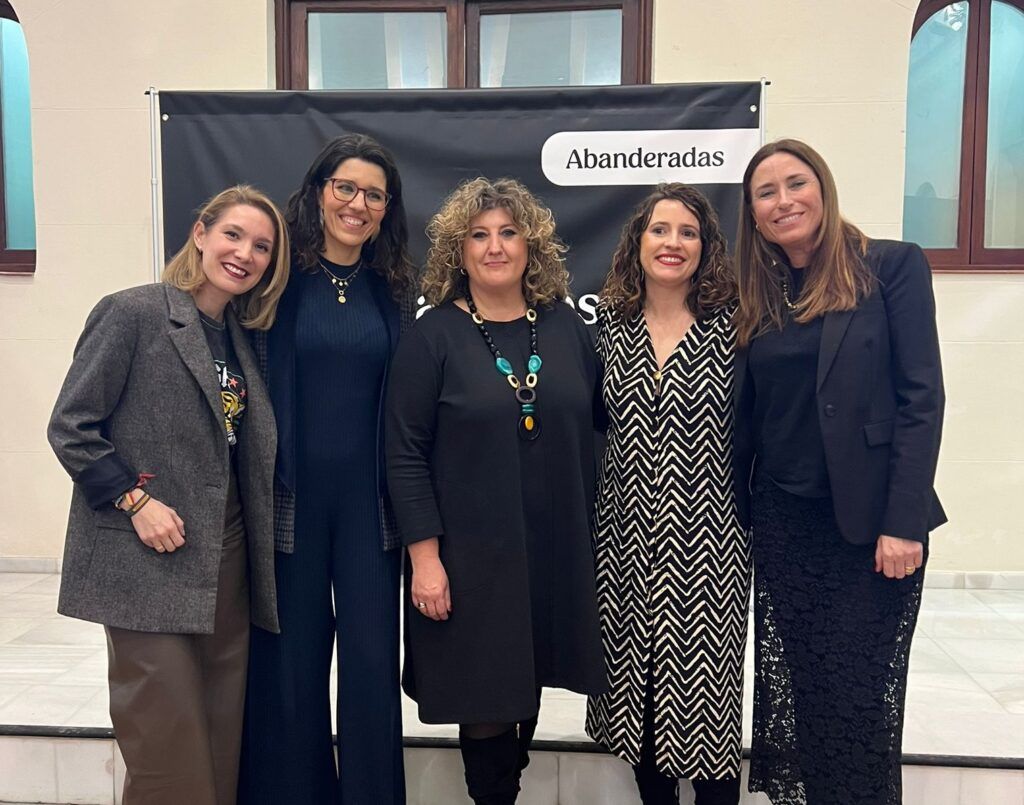 De izda. a dcha.: Ana Barrionuevo (gh); Macarena Carranza (IVB); Marlen Aznar (Patyka Paris); Clara Motos y Blanca Llácer (The Lab)