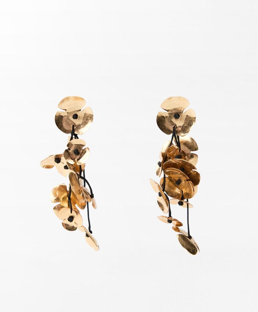 Pendientes cordón flores @Zara