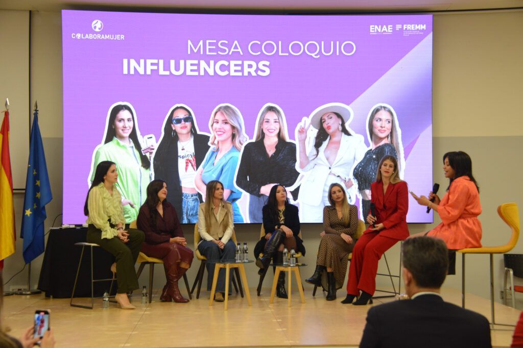 Mesa coloquio de influencers
