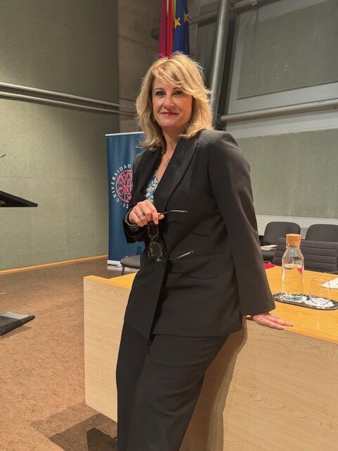 Isabel martinez conesa, catedra mujeres directivas umu