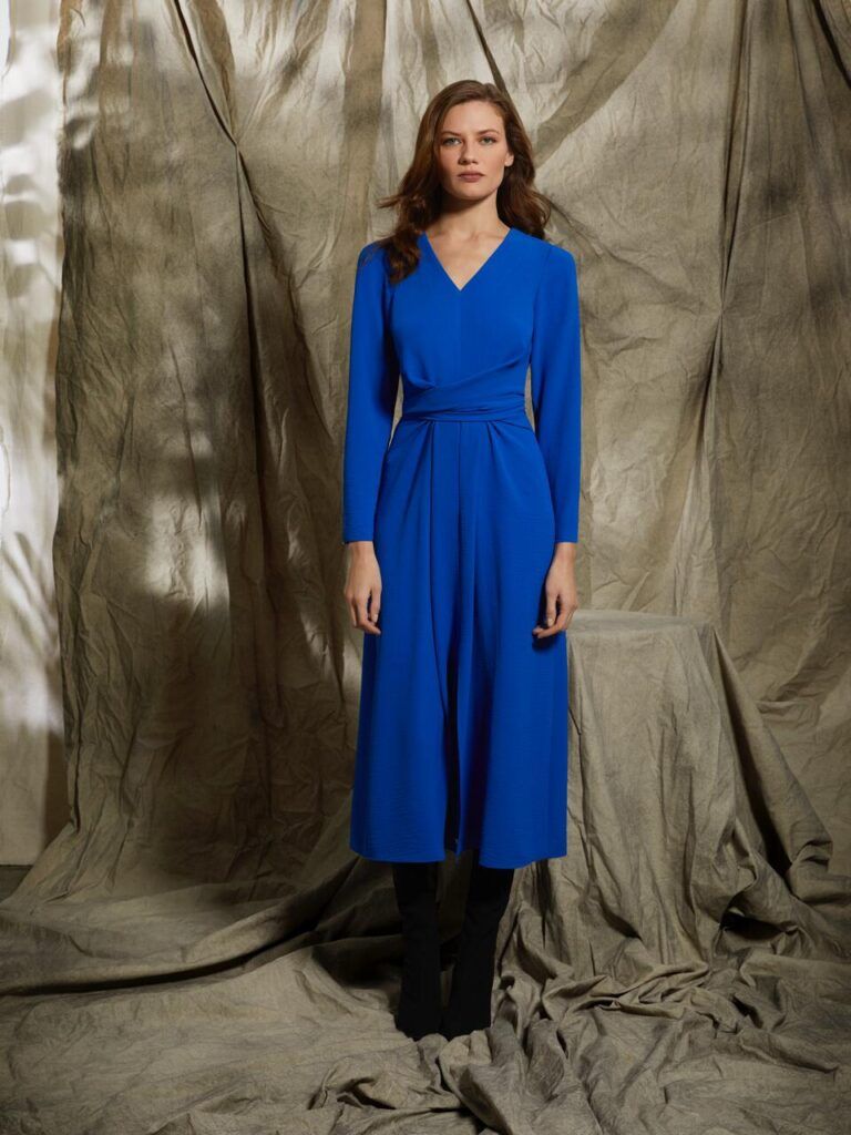 vestido laura bernal, alondra bentley