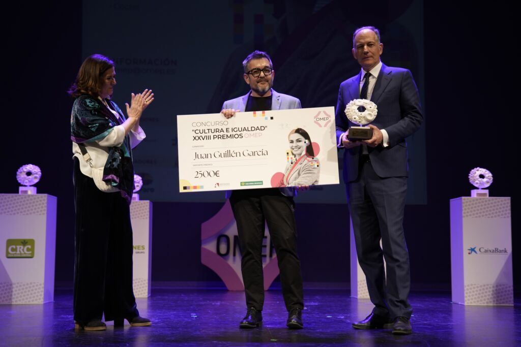Premio concurso "Cultura e igualdad". Juan Guillén