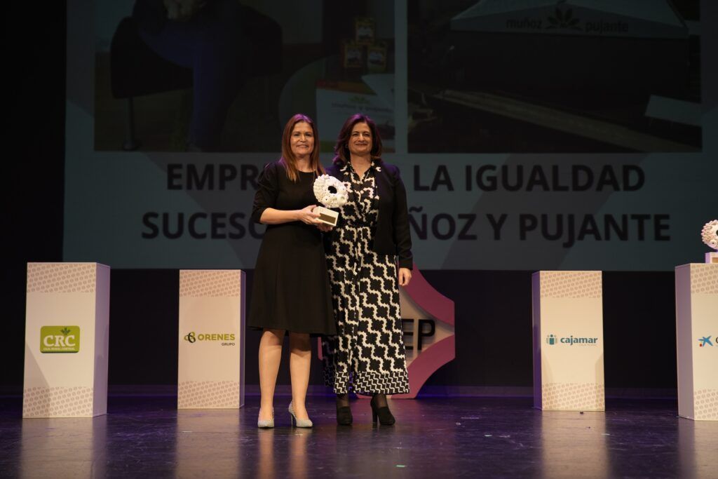 "Premio a la empresa por la igualdad", Muñoz y Pujante