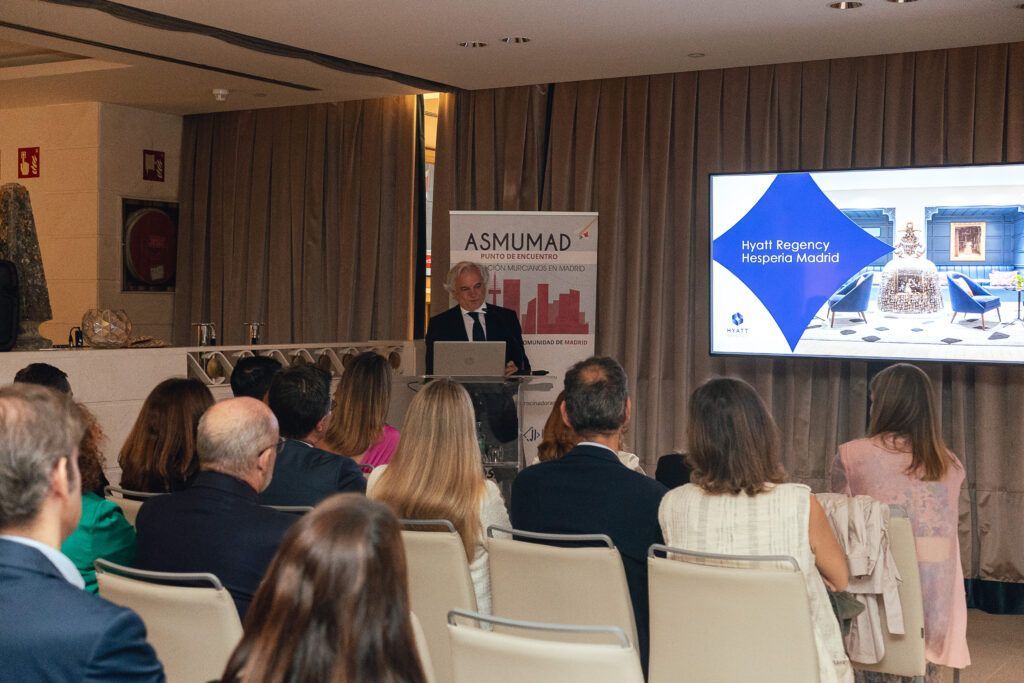 Asociados de ASMUMAD conocen la oferta del Grand Hyatt La Manga Club Golf & Spa