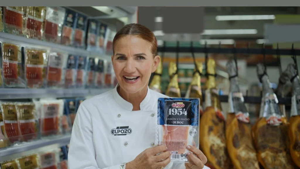 Fotograma del nuevo spot de ElPozo 1954, protagonizado por Samantha Vallejo- Nájera